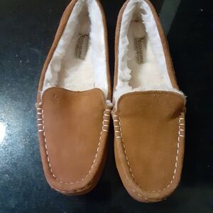 Men mocassins size 10